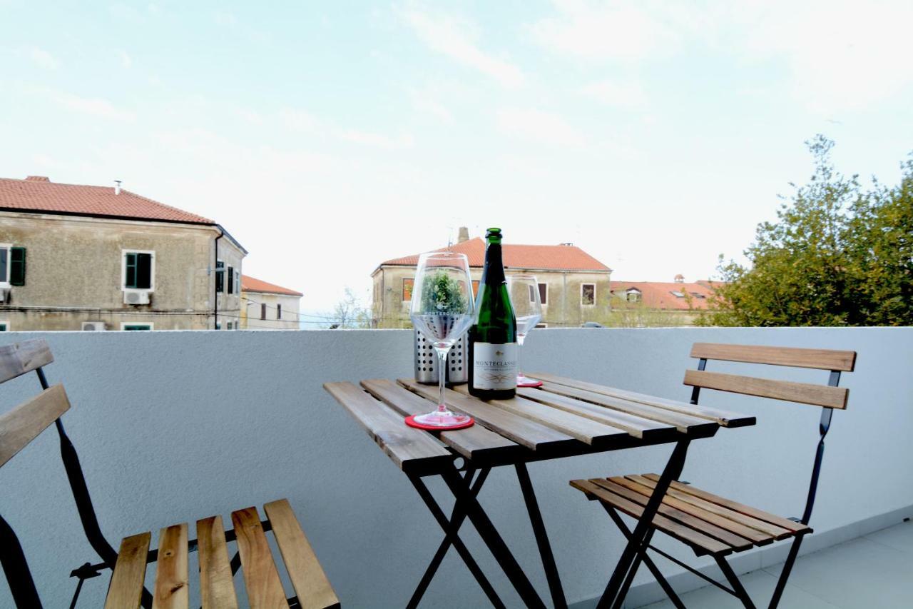 La Piazza Apartment Умаг Екстериор снимка